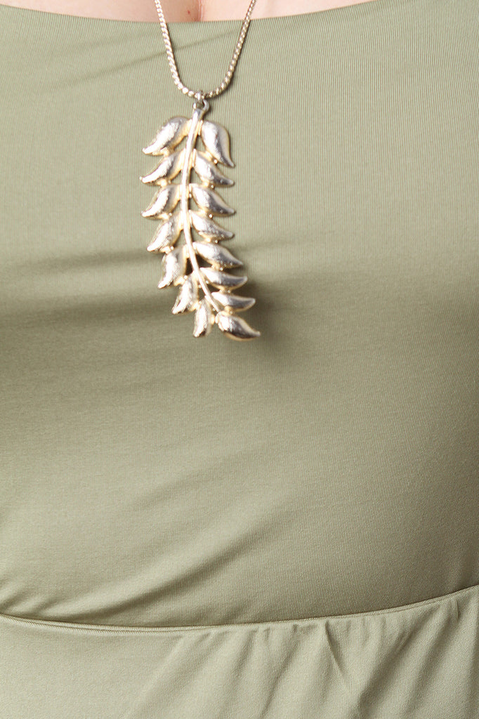 Stretchy Sleeveless Crop Top