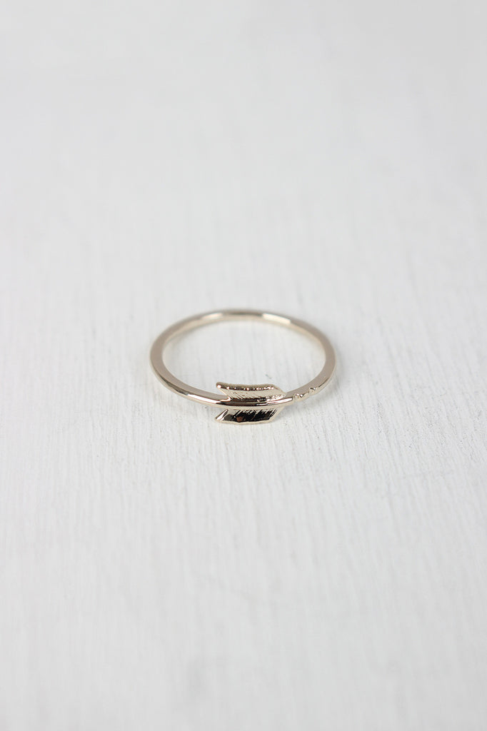 Dainty Arrow Ring