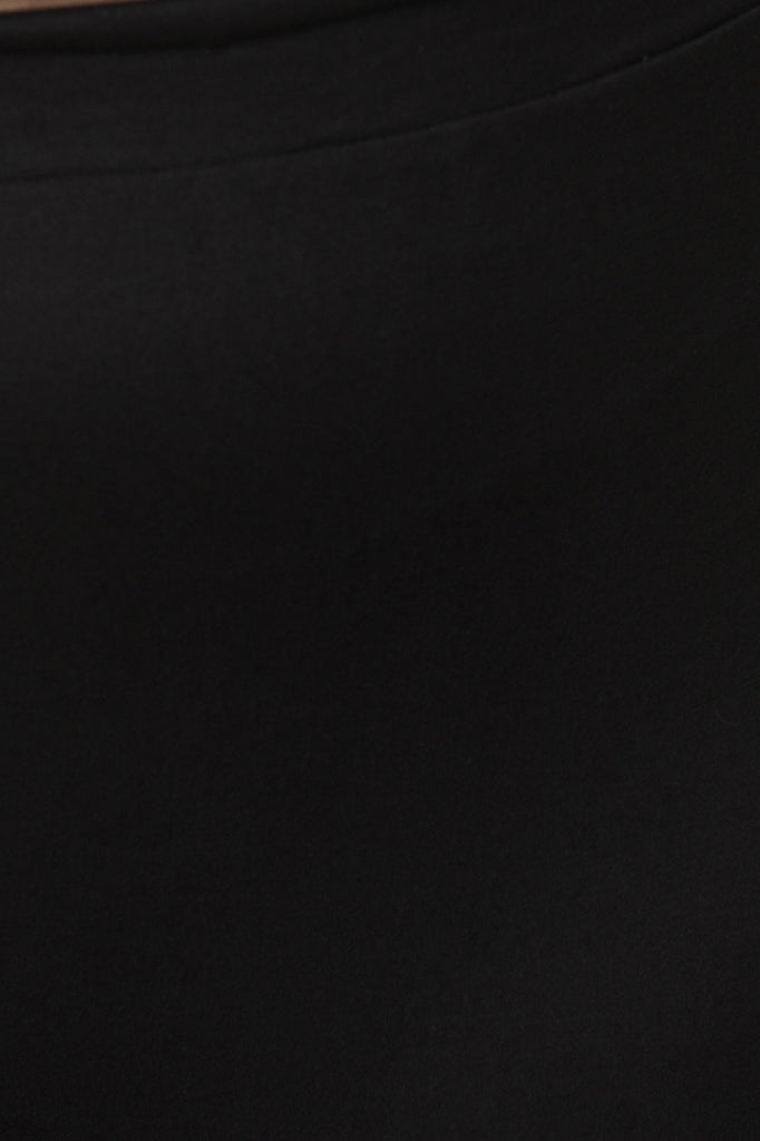 Simple High Waisted Smooth Knit Shorts