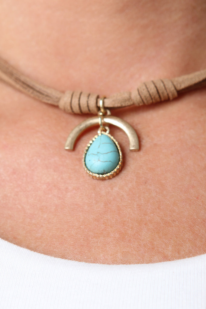 Faux Stone Choker Necklace Set